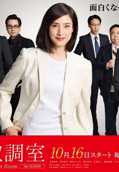 【网吧内上网的骚逼】直接在电脑前扒光让骚逼口交，电脑桌上各种抽插爆草全程露脸，直接射她嘴里 - 香蕉视频